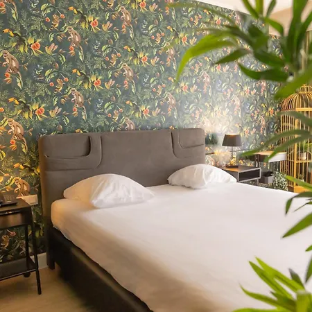 M Hotel-2